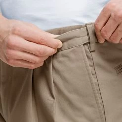 Big & Tall Lands' End Comfort Waist 9-inch No-Iron Pleated Chino Shorts 8 Big & Tall Lands' End Comfort Waist 9-inch No-Iron Pleated Chino Shorts -Stylish Men-Lands' End 4545463 ALT2